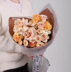 avtorskij buket s francuzskoj rozoj 4